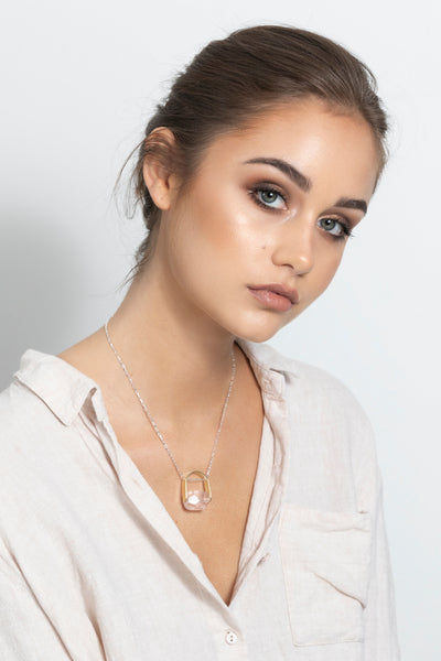 Rose quartz horseshoe pendant