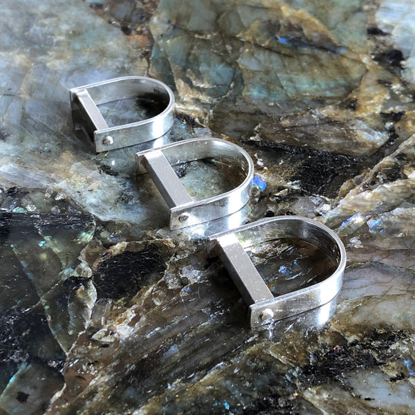 Silver horseshoe ring